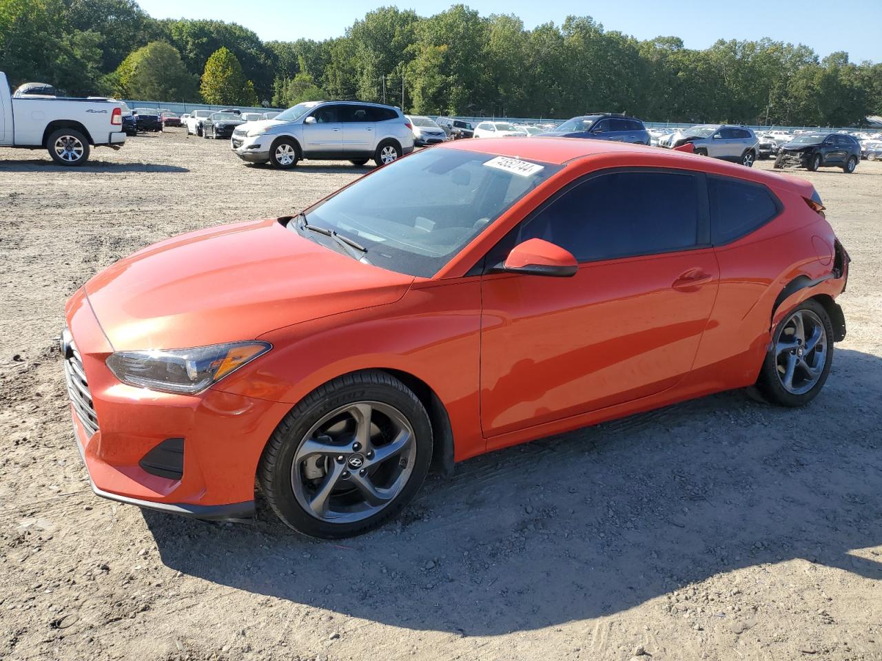 KMHTG6AF1KU010543 2019 Hyundai Veloster Base