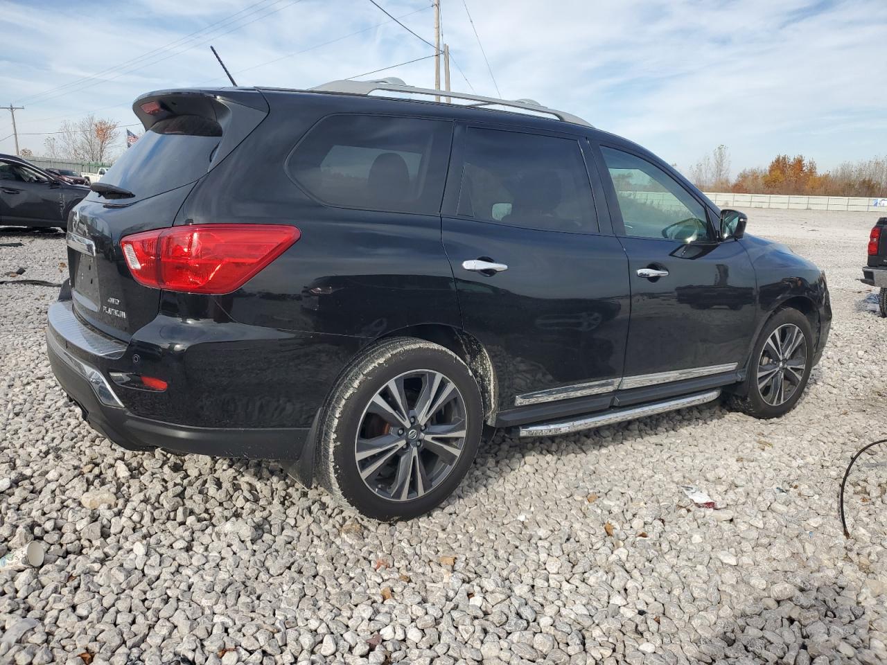 2018 Nissan Pathfinder S VIN: 5N1DR2MMXJC671137 Lot: 77987504