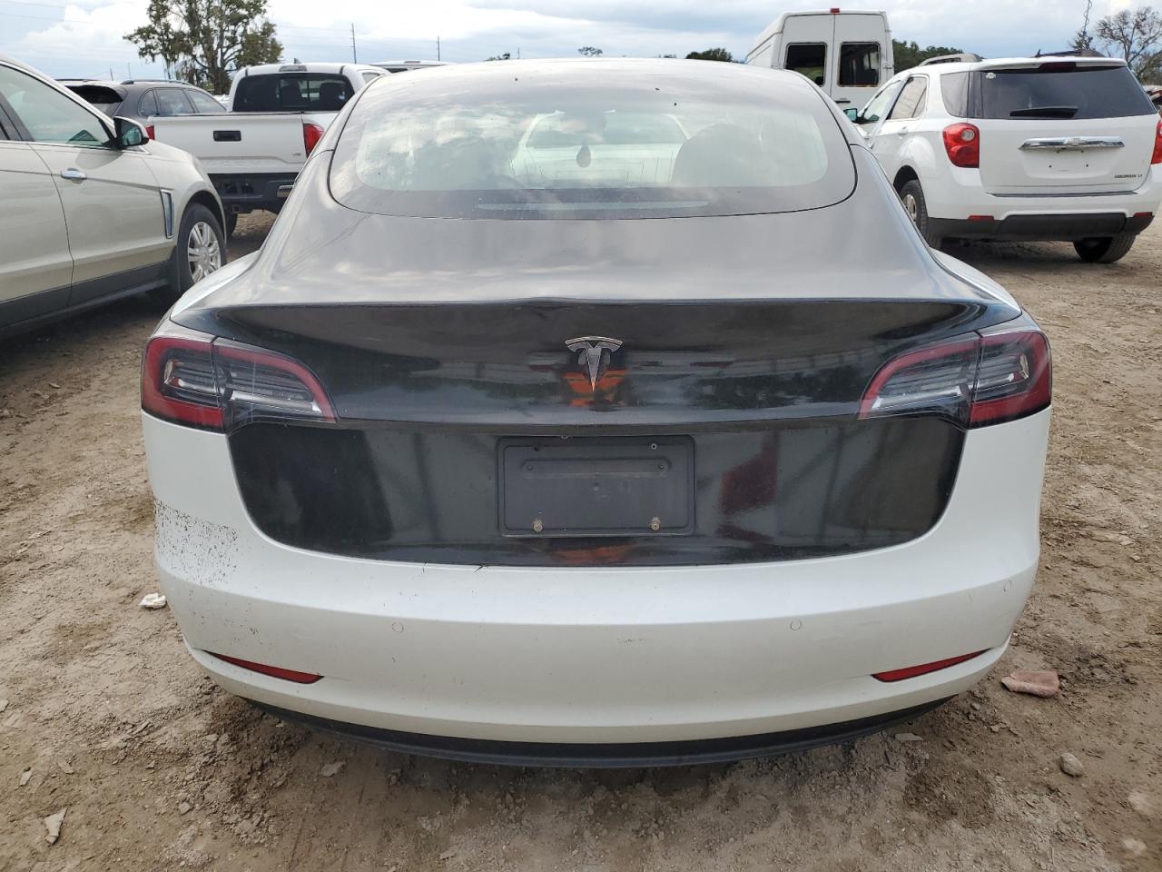 2020 Tesla Model 3 VIN: 5YJ3E1EA8LF645829 Lot: 74549564