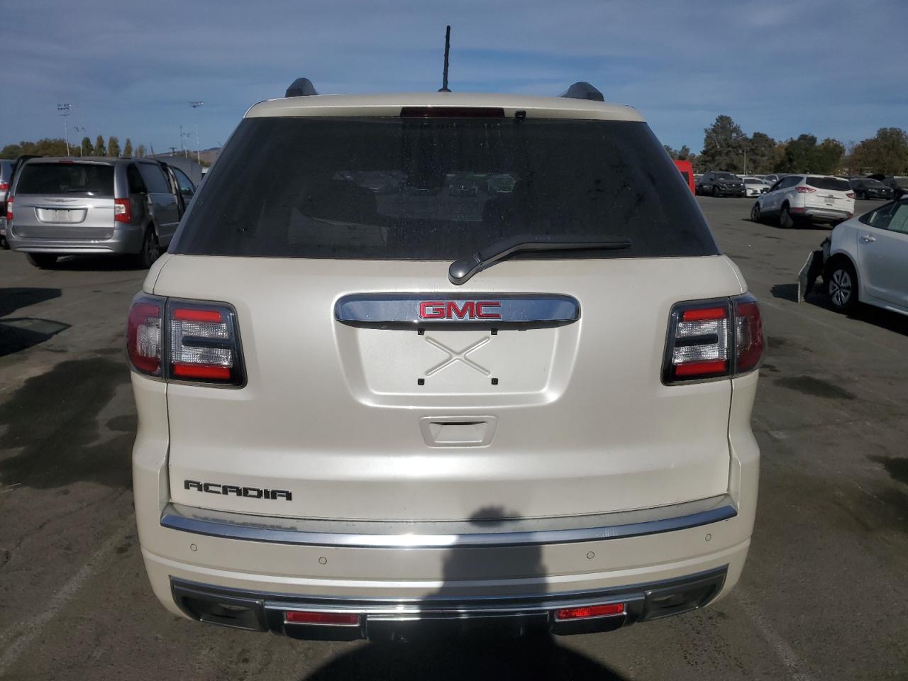 2014 GMC Acadia Denali VIN: 1GKKRTKDXEJ341346 Lot: 75557894