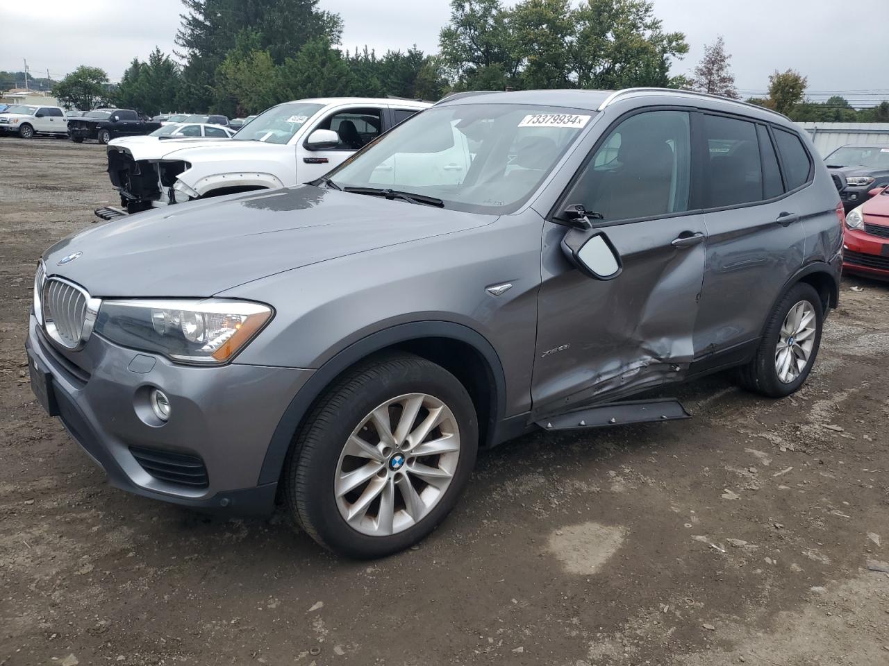 VIN 5UXWX9C53G0D82098 2016 BMW X3 no.1