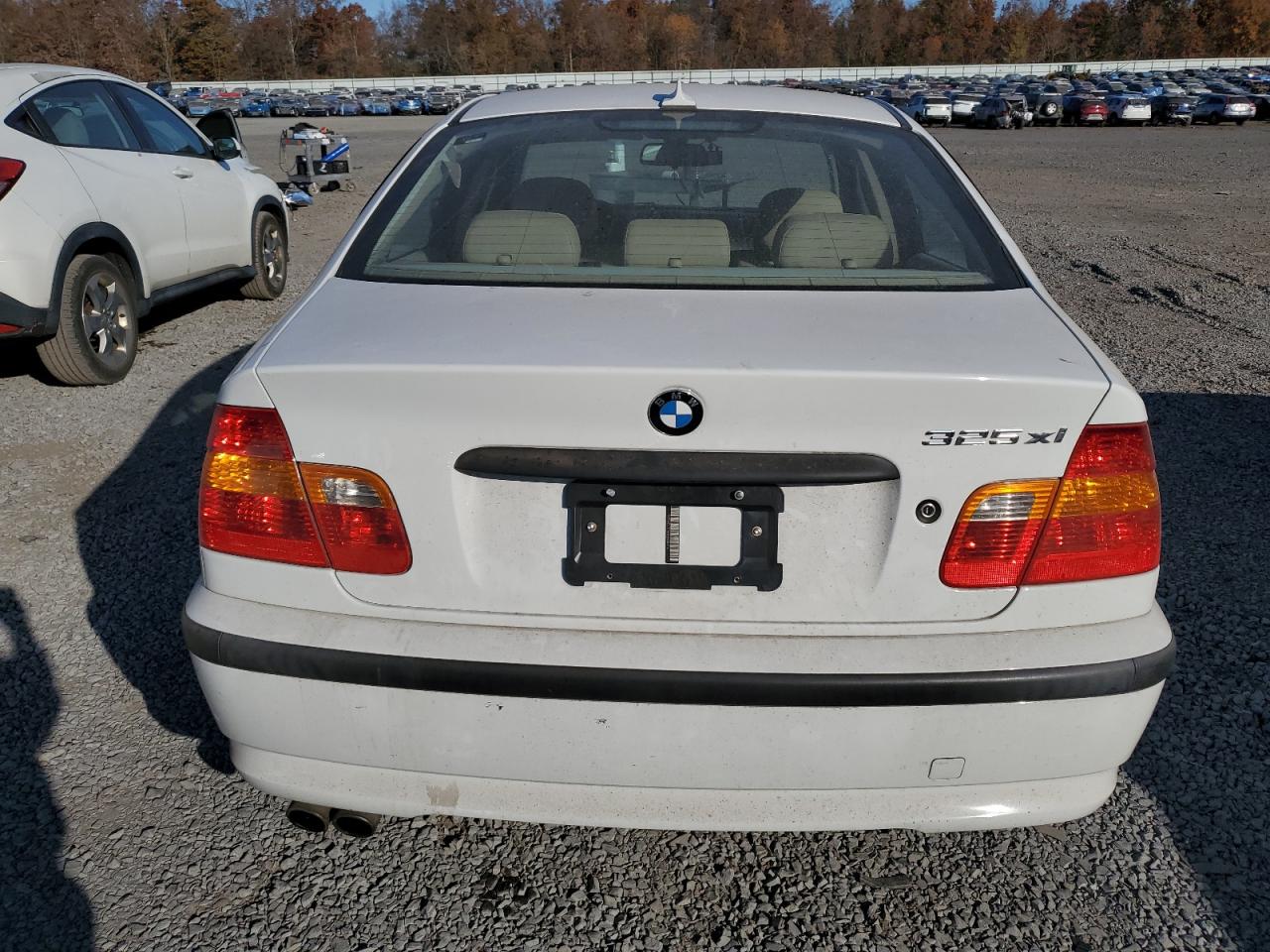 2004 BMW 325 Xi VIN: WBAEU33444PR08374 Lot: 77657764