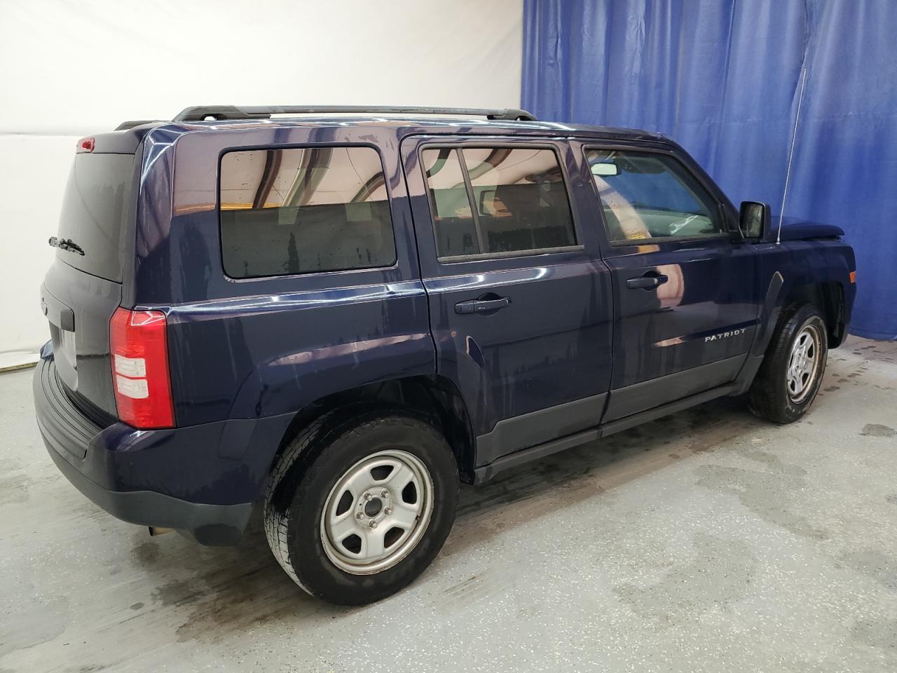 VIN 1C4NJPBA7GD609302 2016 JEEP PATRIOT no.3