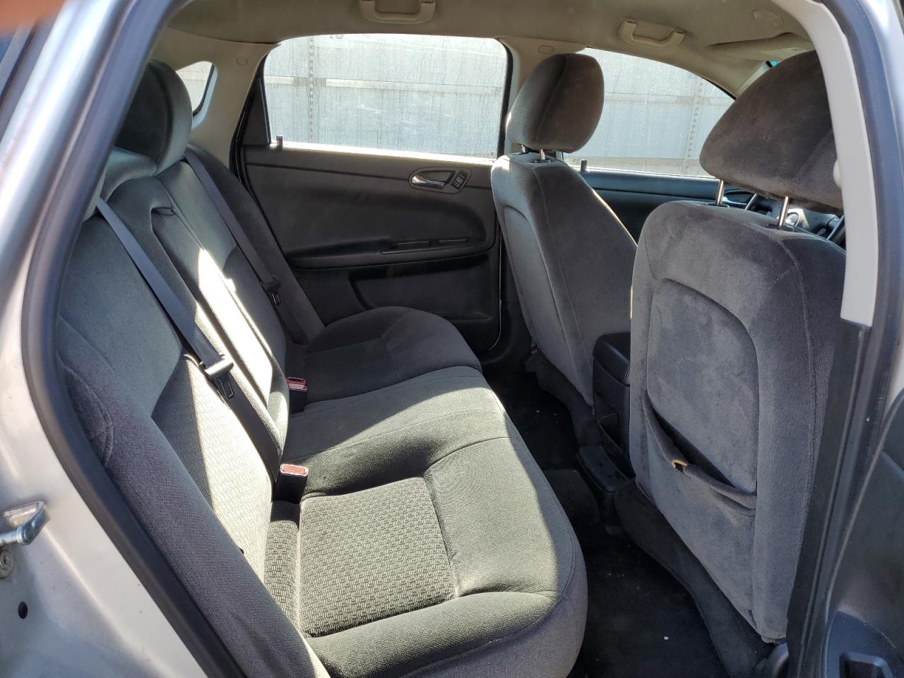 2012 Chevrolet Impala - Image 10