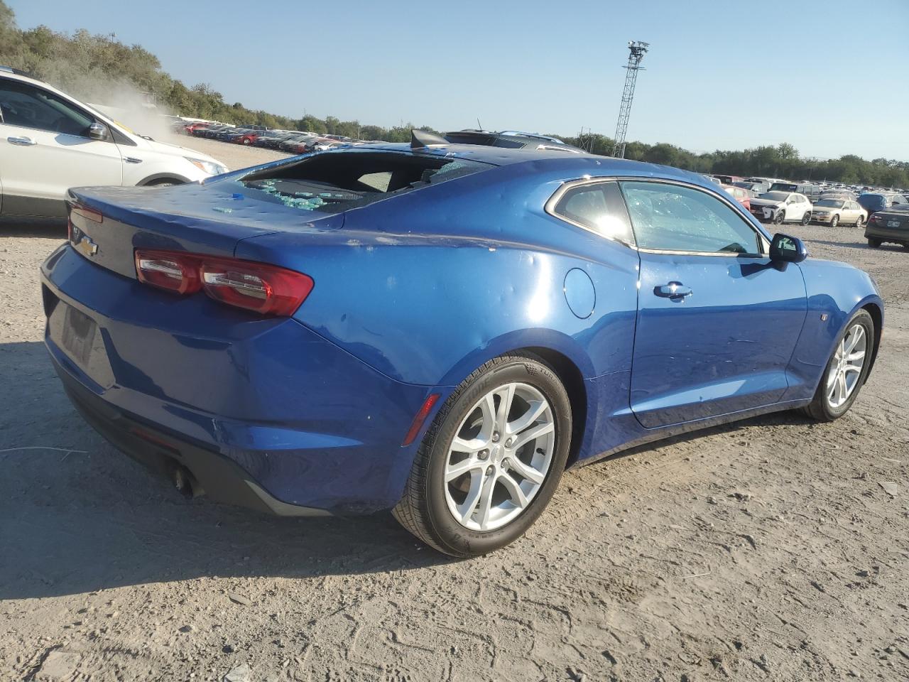 2019 Chevrolet Camaro - Image 3
