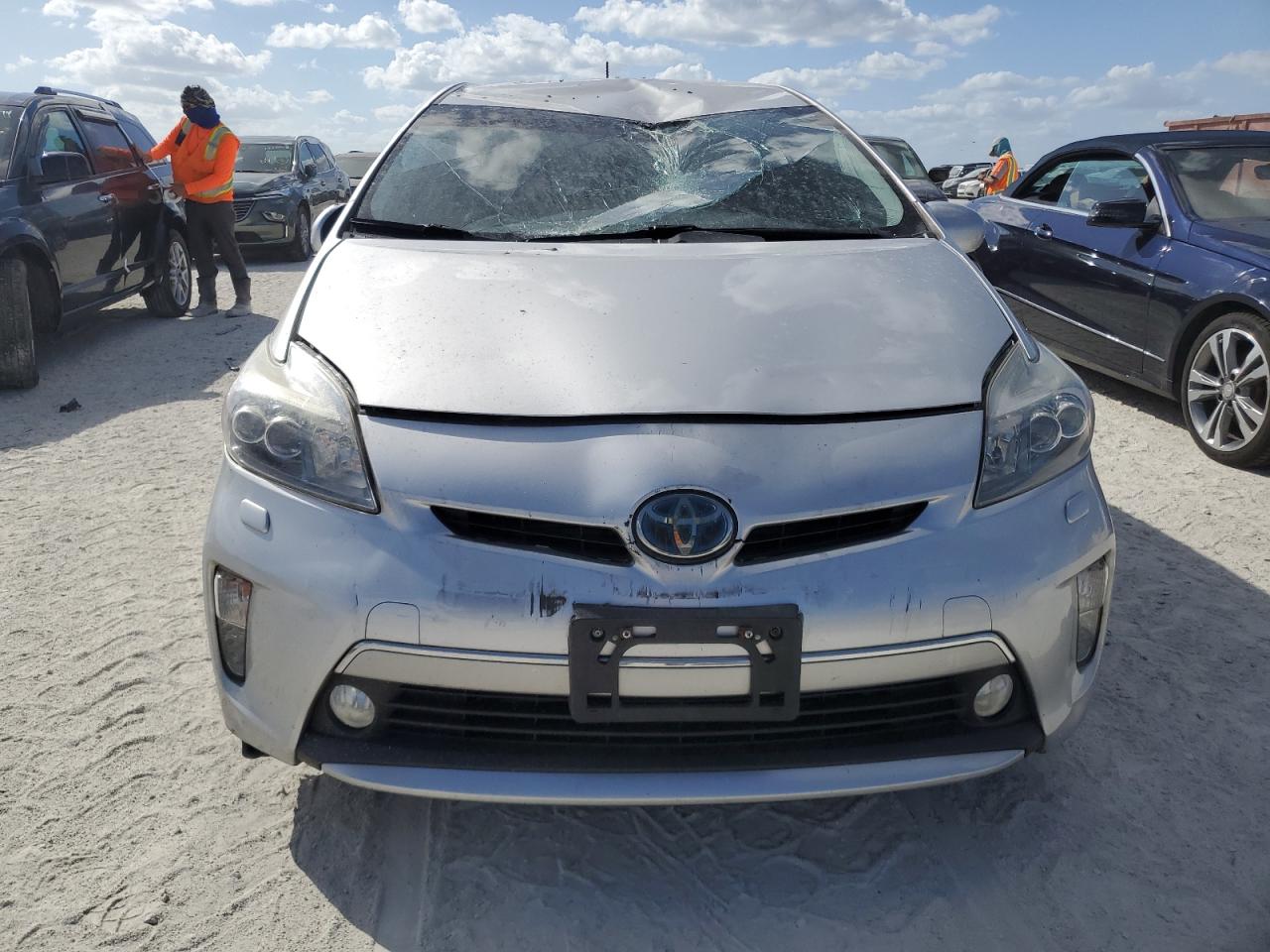 2012 Toyota Prius - Image 5