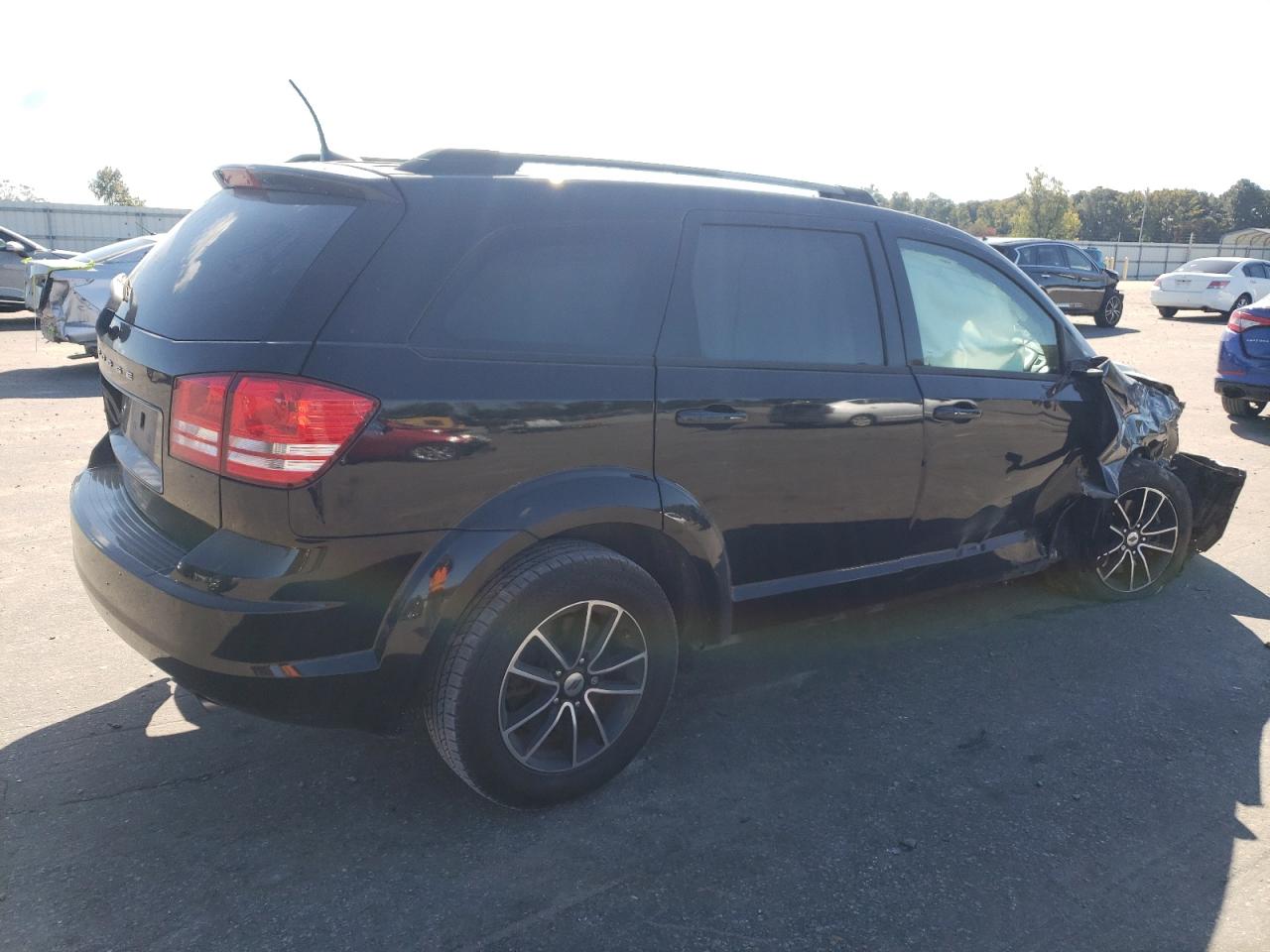 2018 Dodge Journey - Image 3