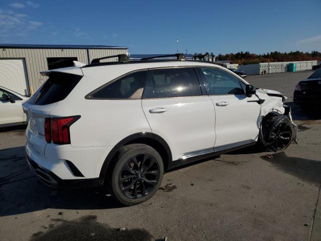 5XYRKDLF8MG055711 Kia Sorento SX 3