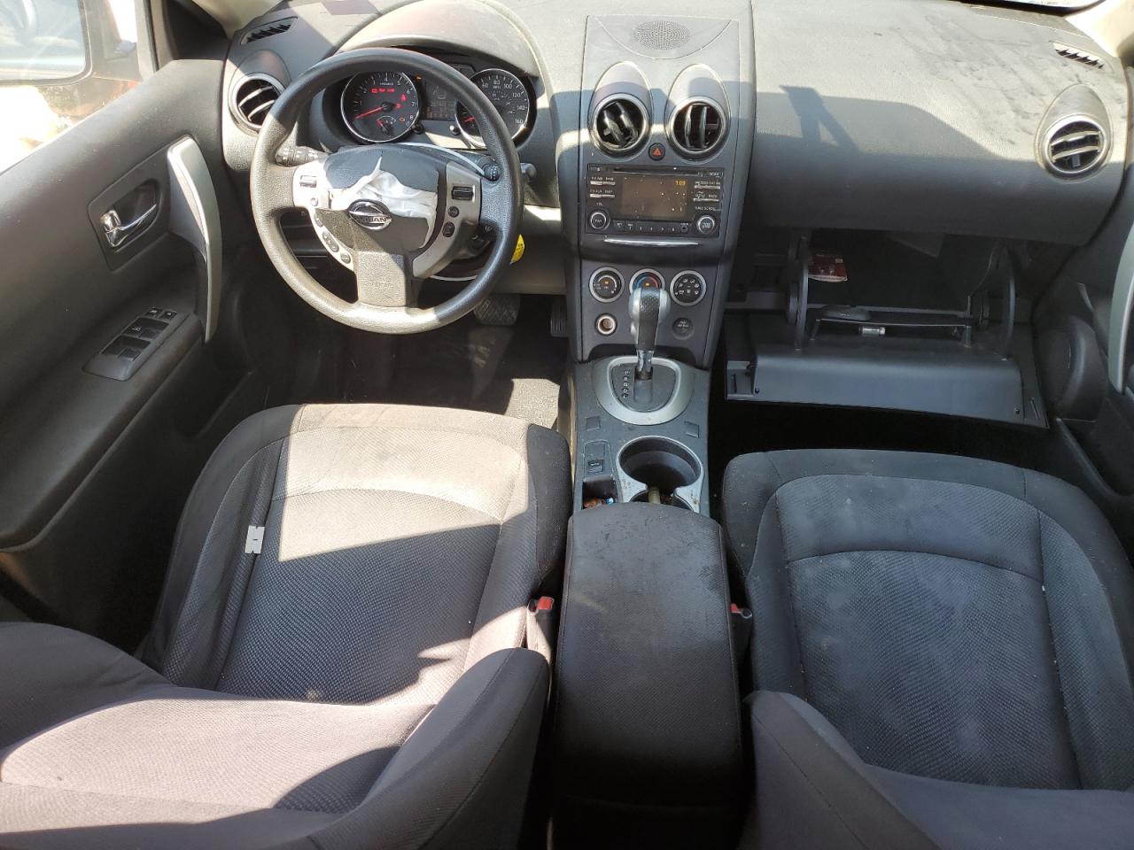2013 Nissan Rogue - Image 8