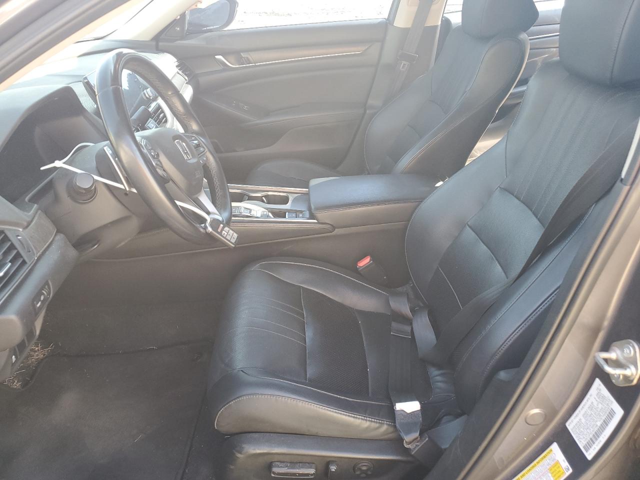 1HGCV2F52JA031048 2018 Honda Accord Exl