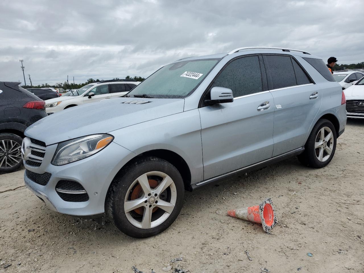 4JGDA5JB5GA771937 2016 MERCEDES-BENZ GLE - Image 1