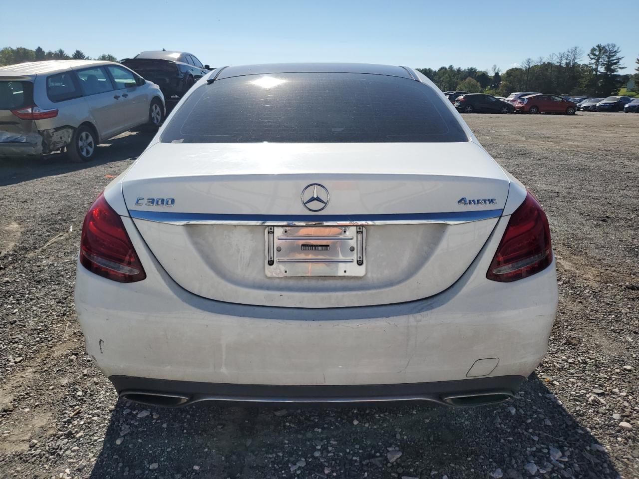 2015 Mercedes-Benz C 300 4Matic VIN: 55SWF4KB9FU007682 Lot: 75639374