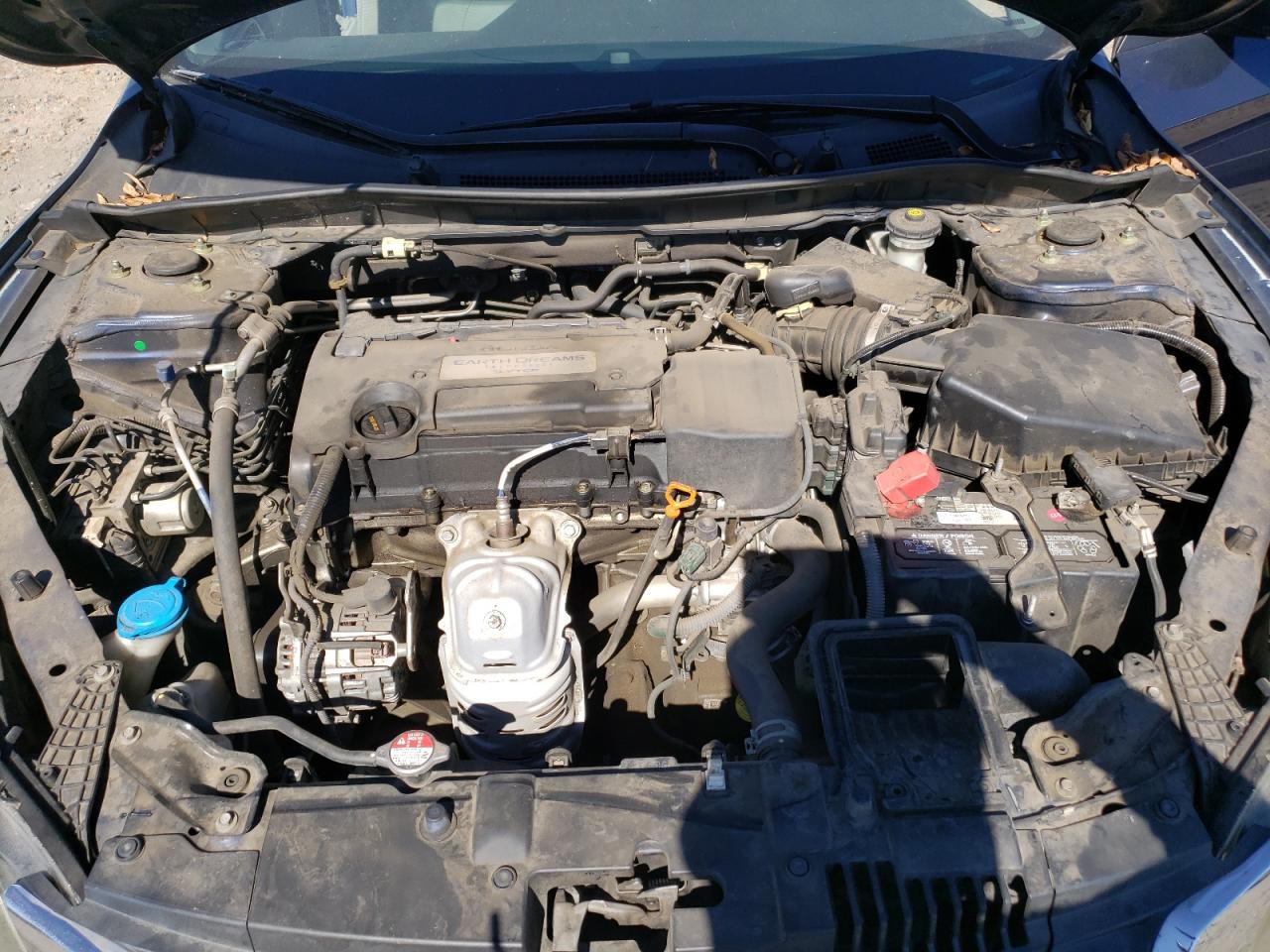 1HGCR2F33FA272319 2015 Honda Accord Lx