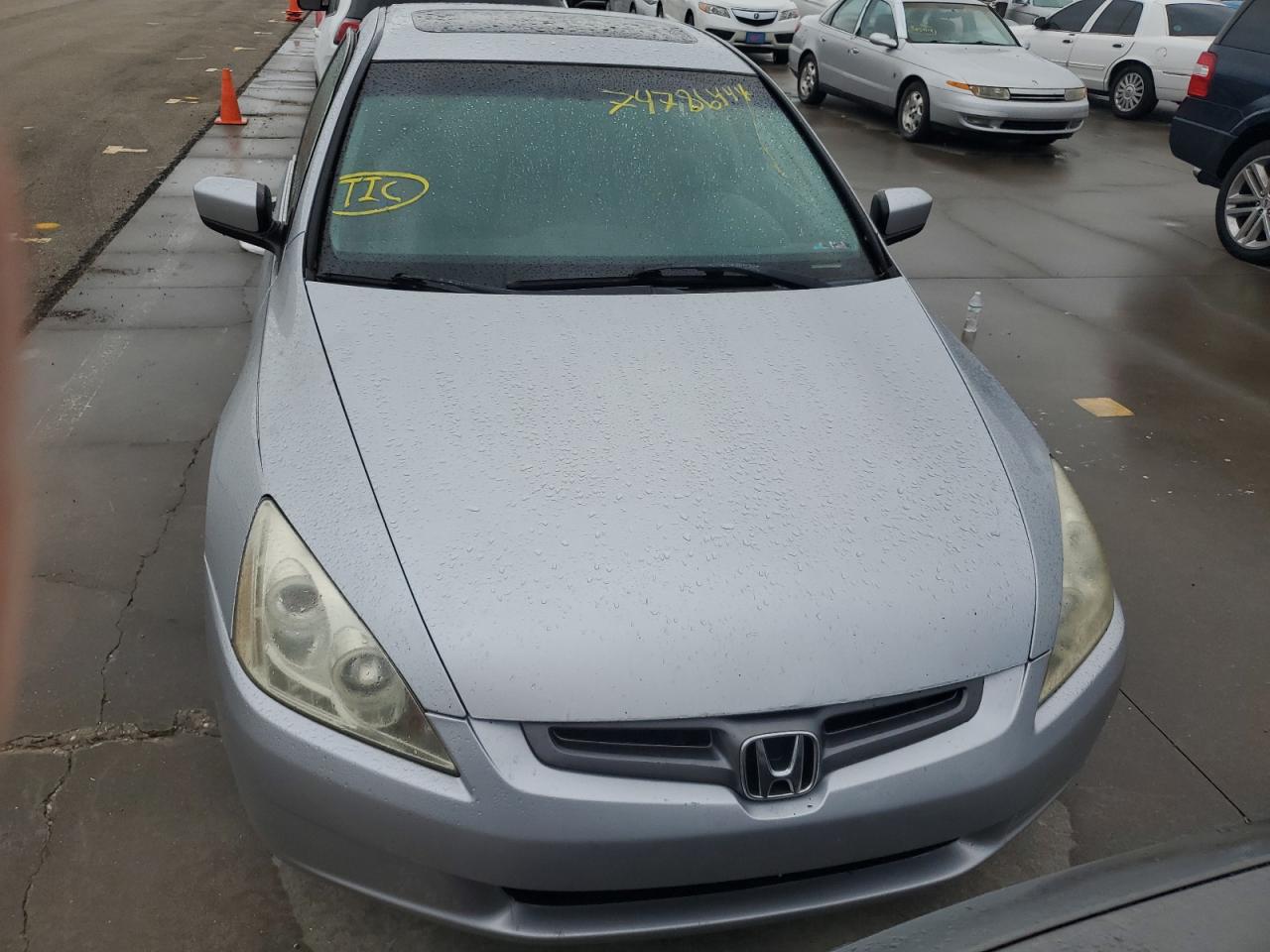 2004 Honda Accord - Image 5