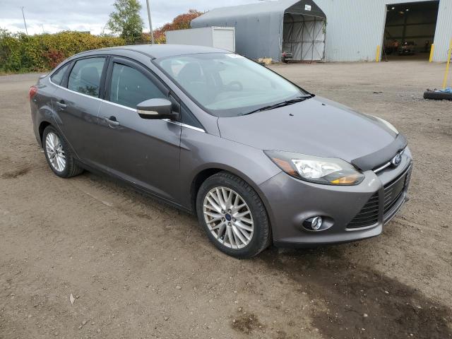 Sedans FORD FOCUS 2013 Gray