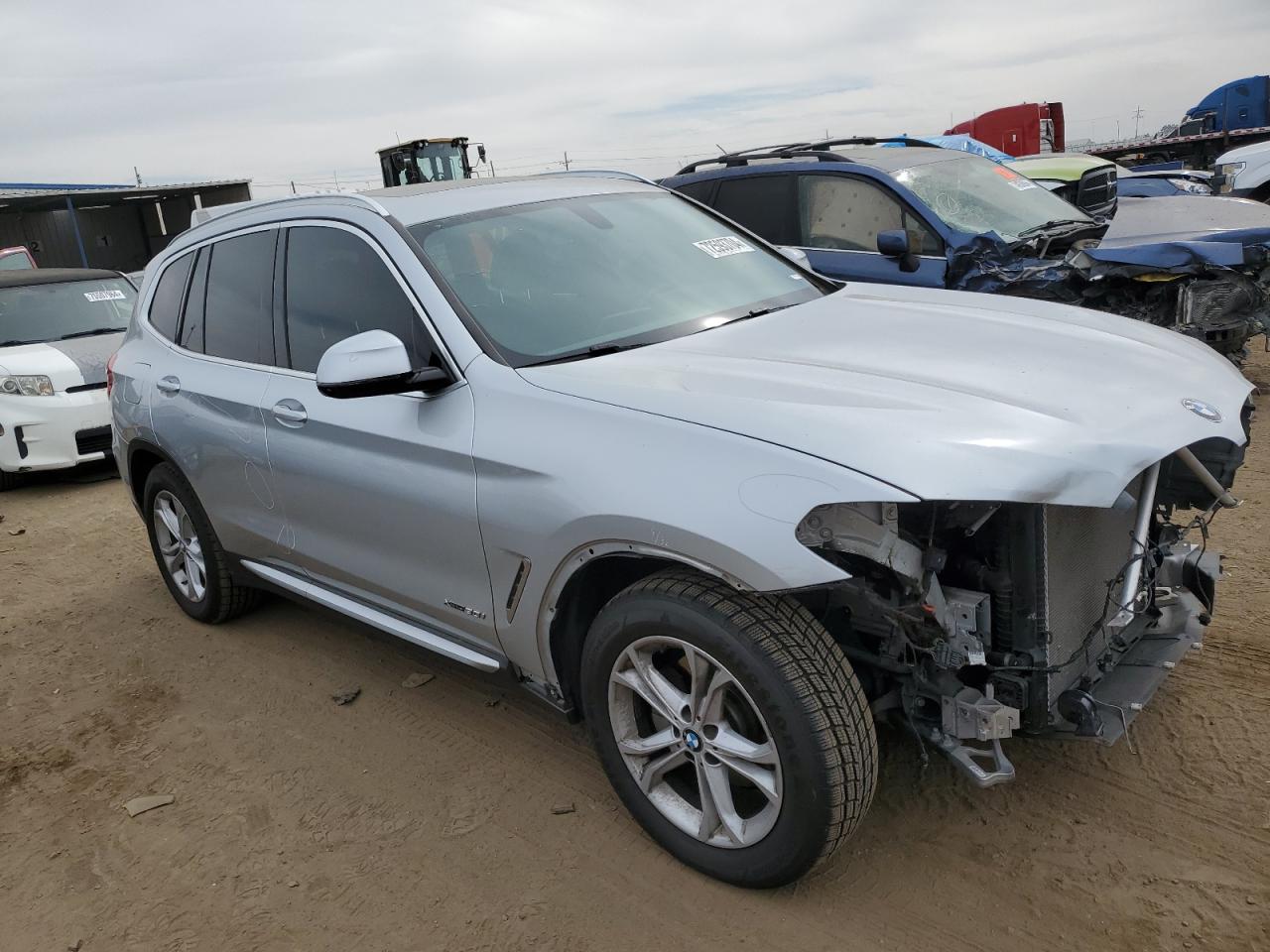 VIN 5UXTR9C5XJLC72992 2018 BMW X3 no.4