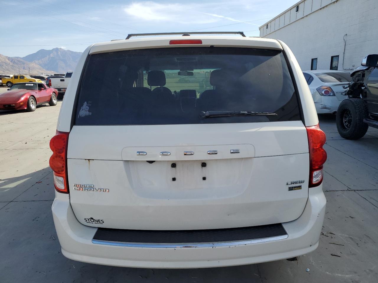 2011 Dodge Grand Caravan Crew VIN: 2D4RN5DGXBR661270 Lot: 75640284