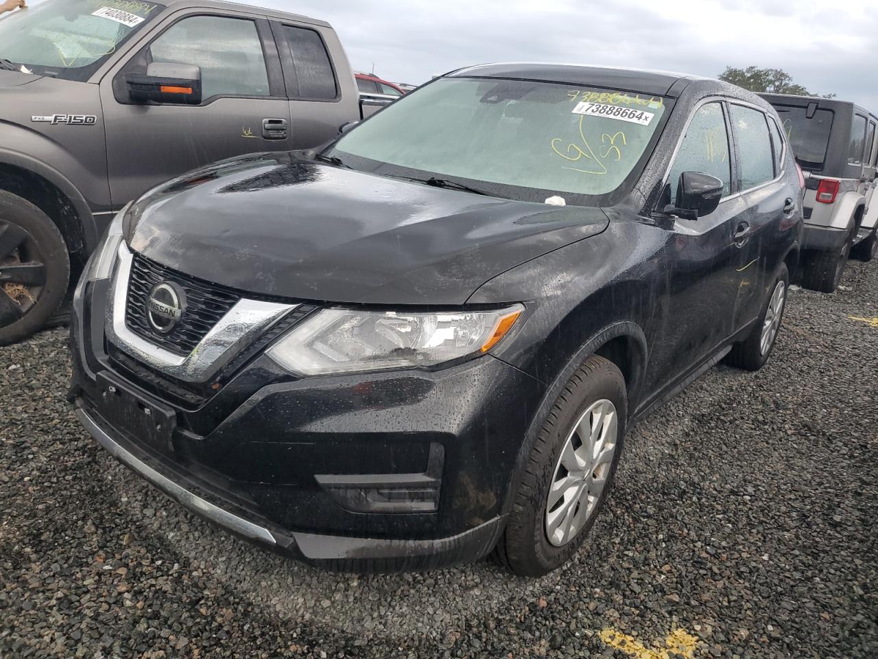 2020 Nissan Rogue - Image 1