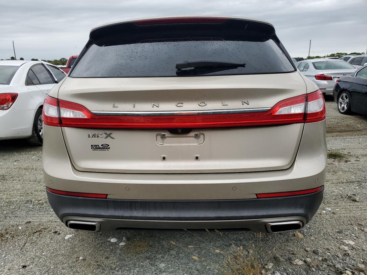 2LMPJ6KR1HBL45655 2017 Lincoln Mkx Select