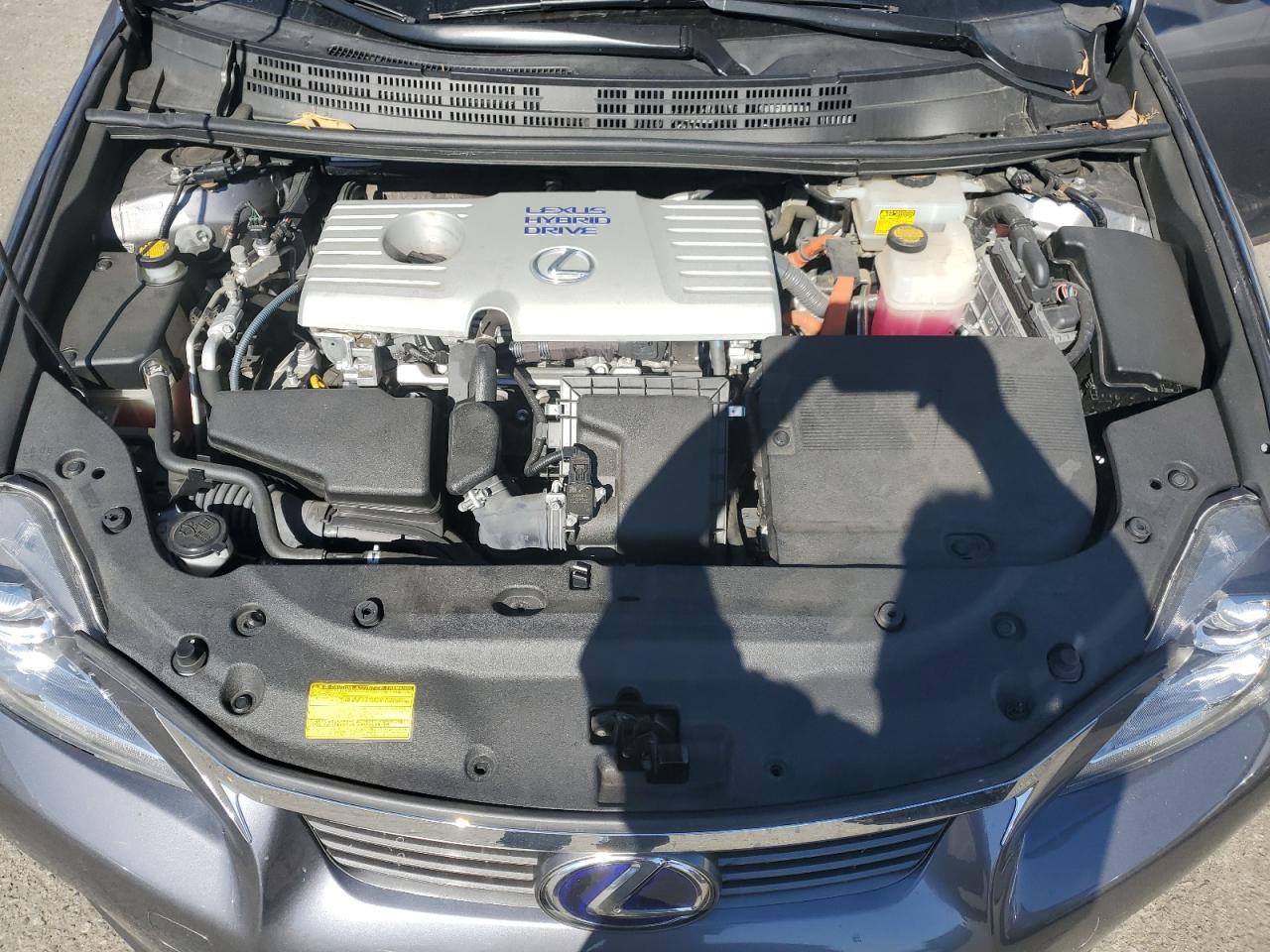 2012 Lexus CT - Image 11