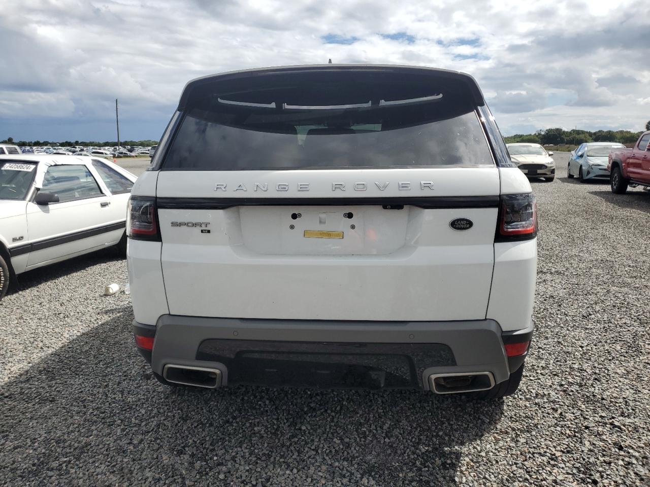 2020 Land Rover Range Rover - Image 6