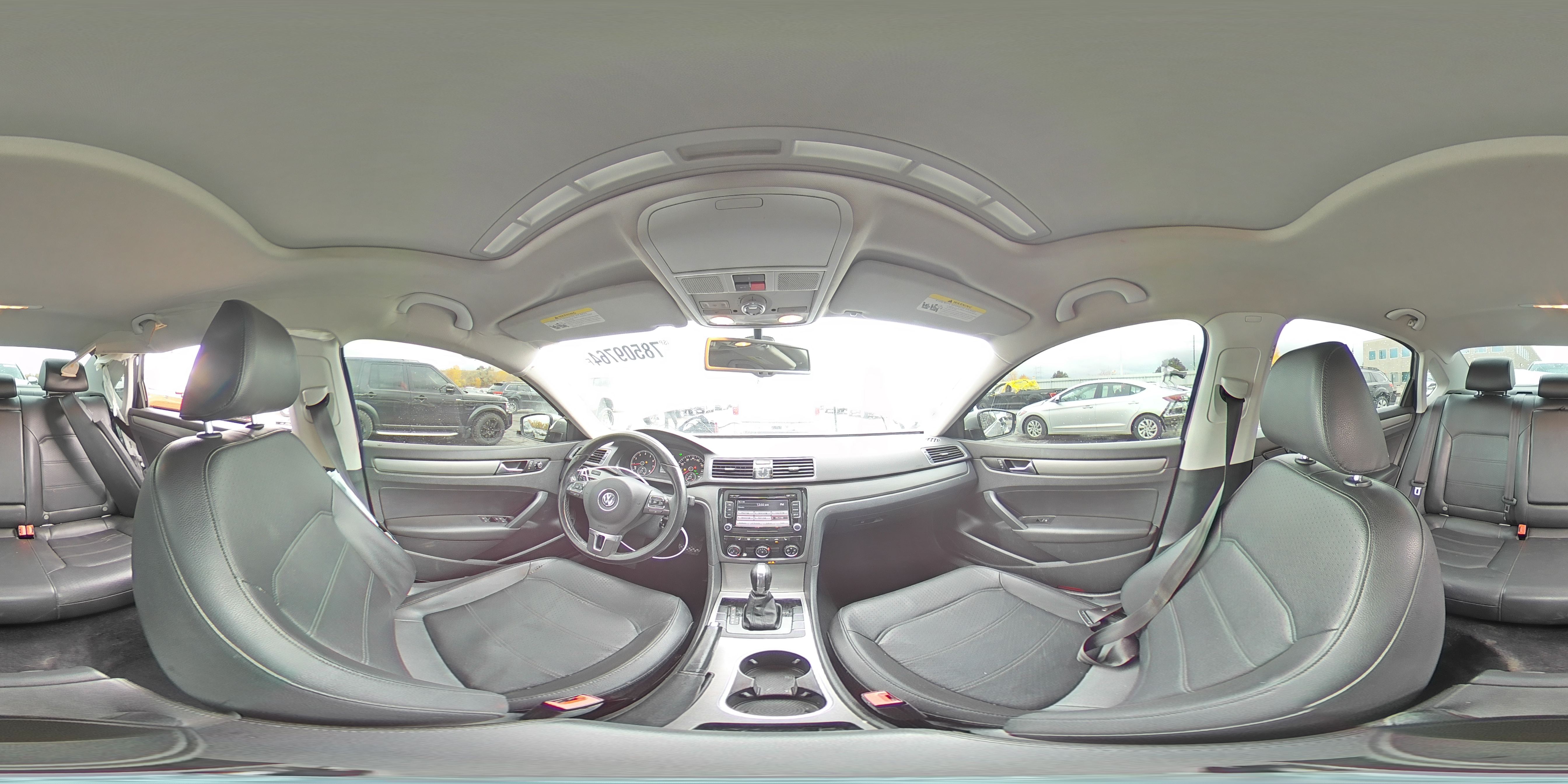 2014 Volkswagen Passat - Image 14