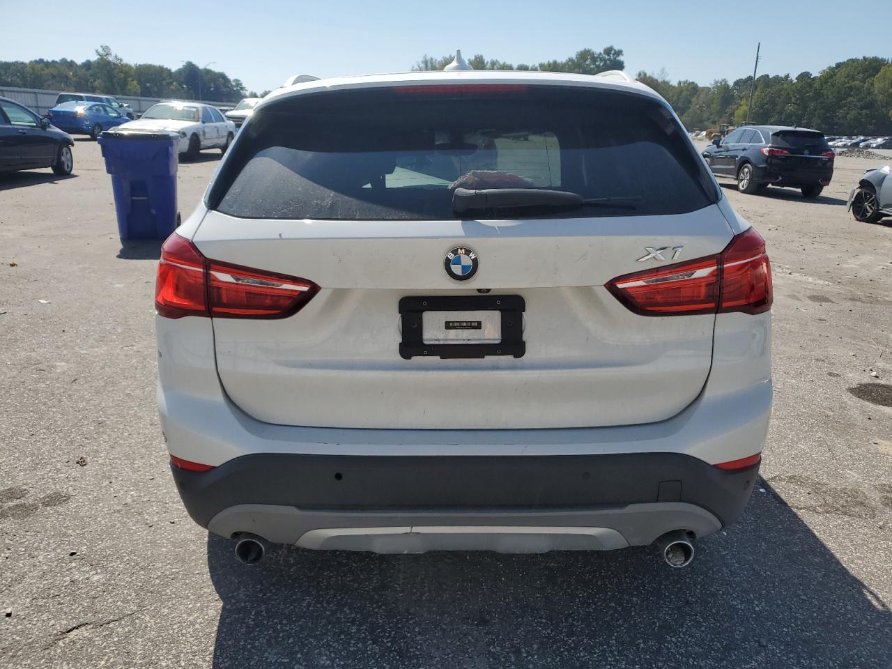 VIN WBXHU7C33J5H39671 2018 BMW X1 no.6