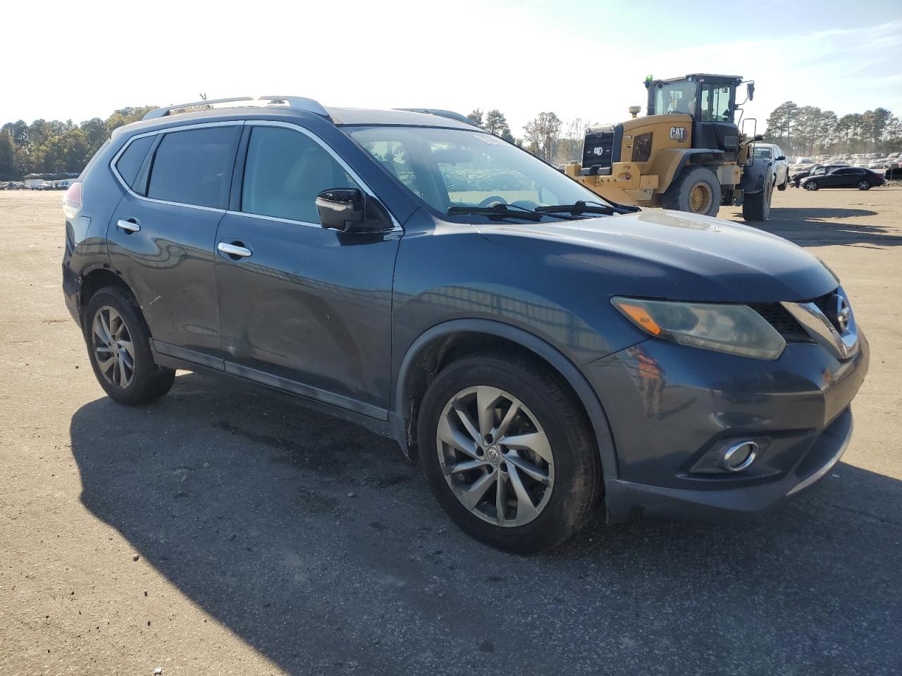 2015 Nissan Rogue - Image 4