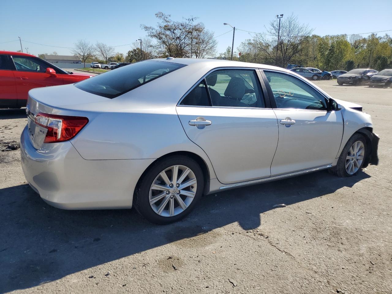 VIN 4T1BK1FK0DU533428 2013 TOYOTA CAMRY no.3