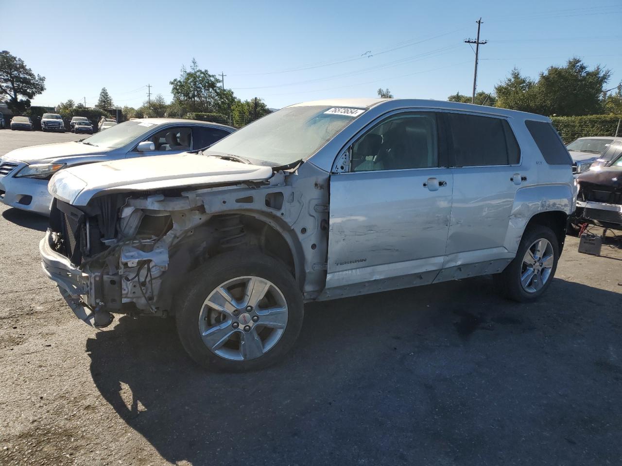 VIN 2GKFLYE30F6275732 2015 GMC TERRAIN no.1