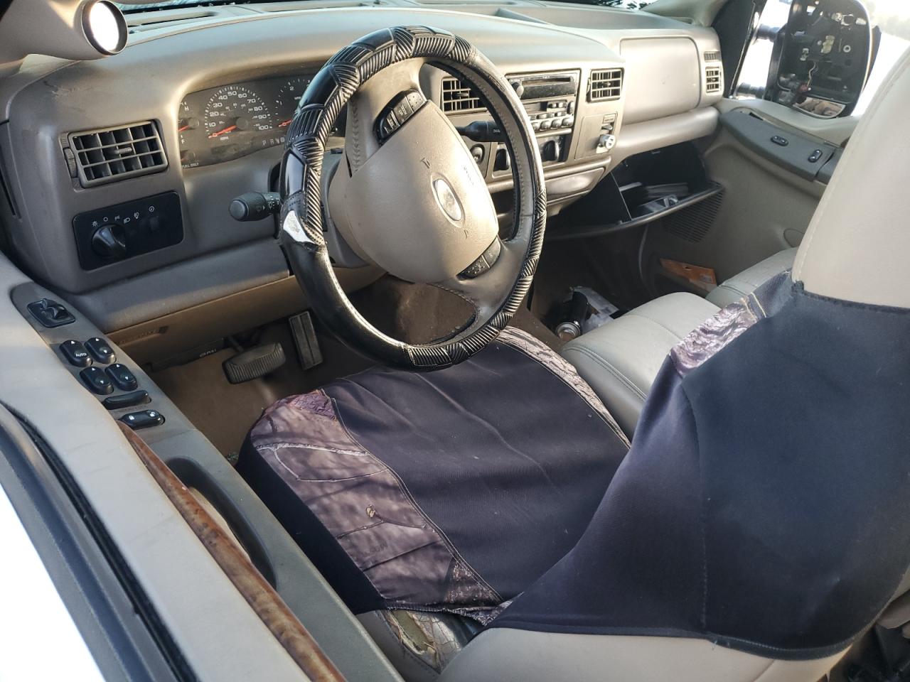 2003 Ford F250 - Image 8