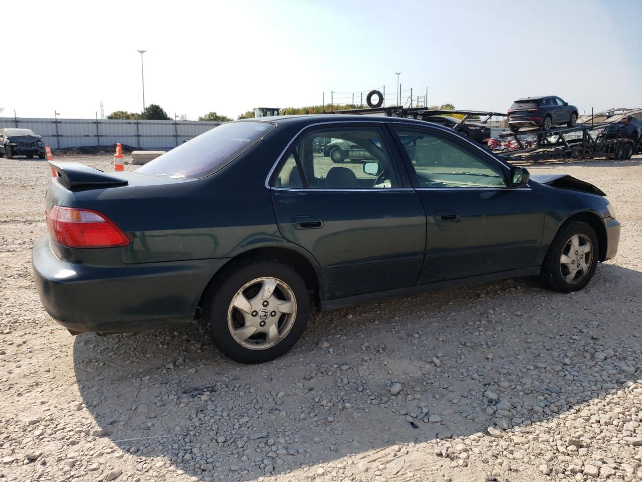 JHMCG6651YC018188 2000 Honda Accord Lx