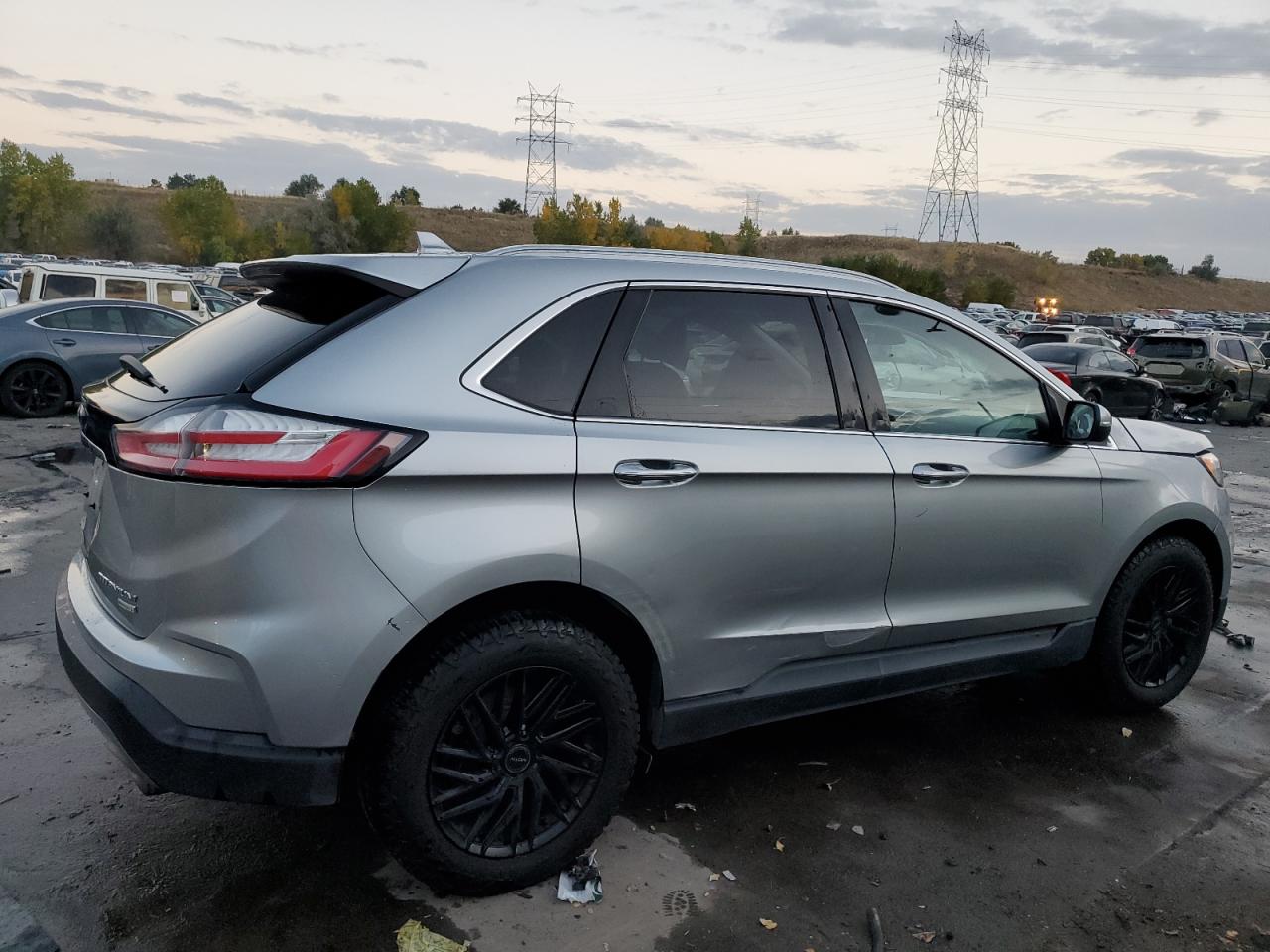 2020 Ford Edge - Image 3