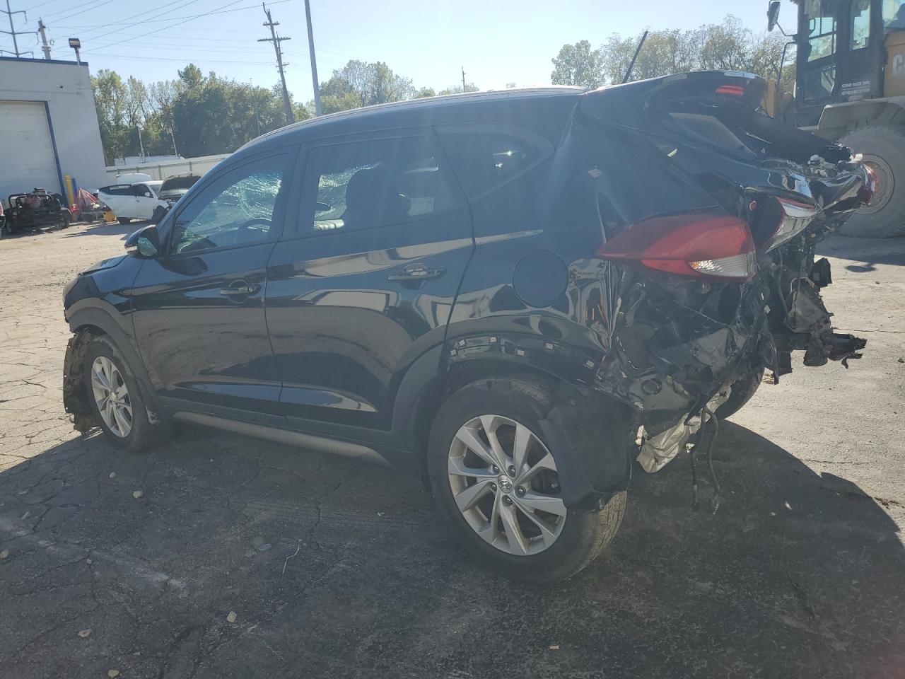 2016 Hyundai Tucson - Image 2