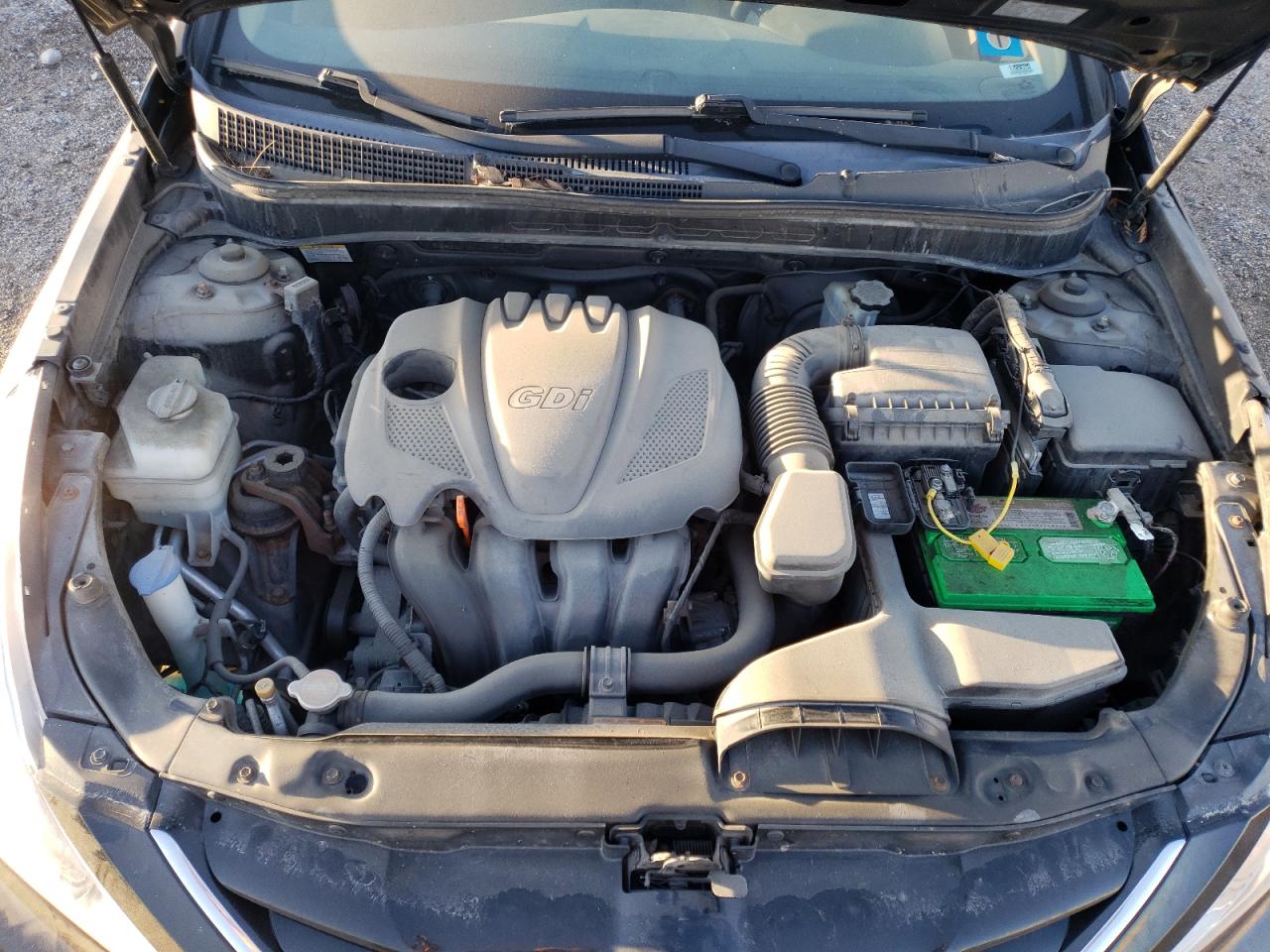 2011 Hyundai Sonata - Image 11