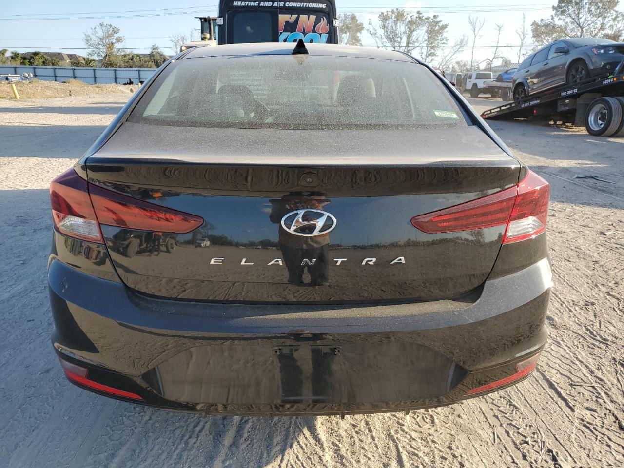 2020 Hyundai Elantra Sel VIN: 5NPD84LF6LH620148 Lot: 77573494