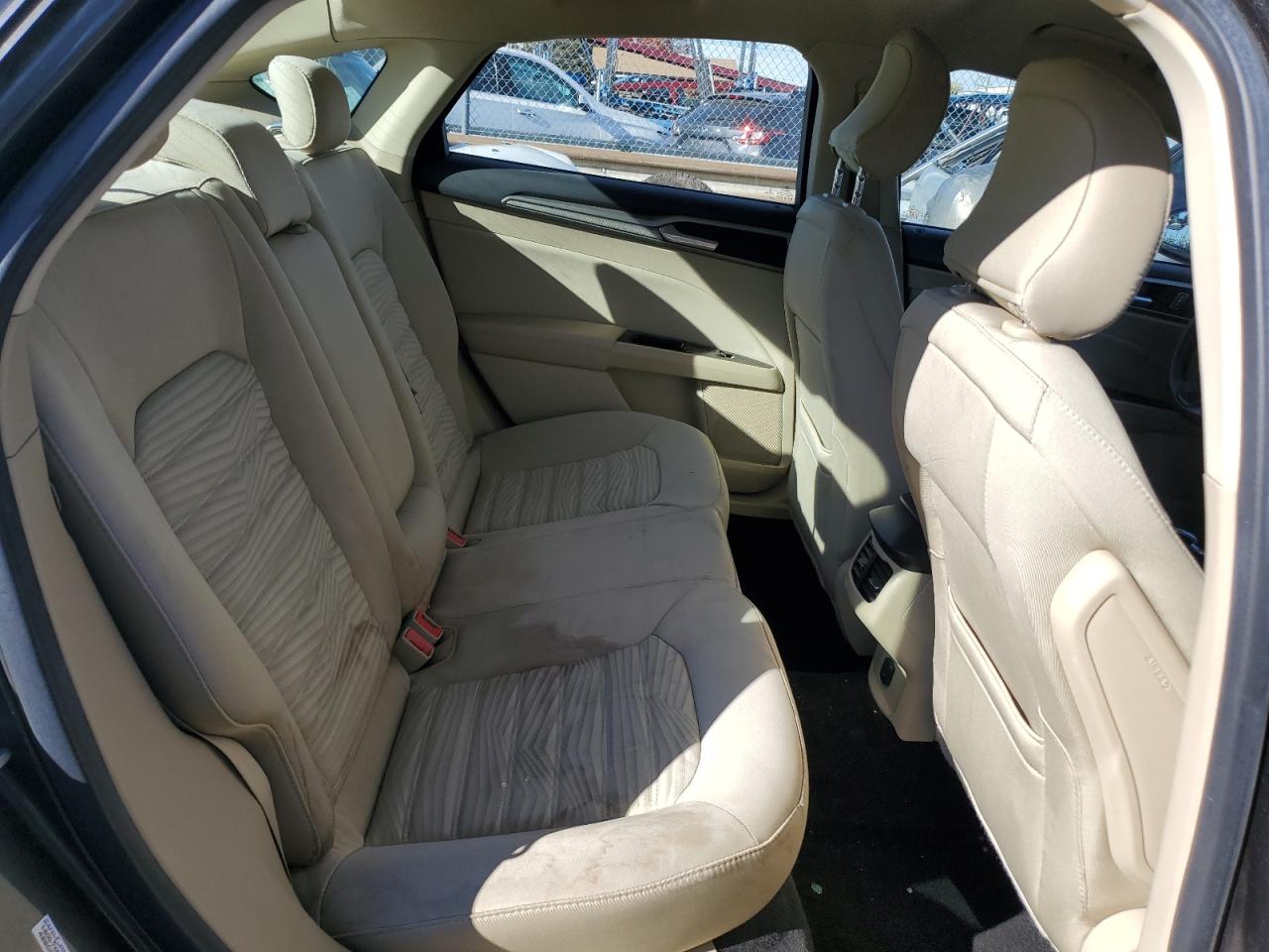 2016 Ford Fusion - Image 10