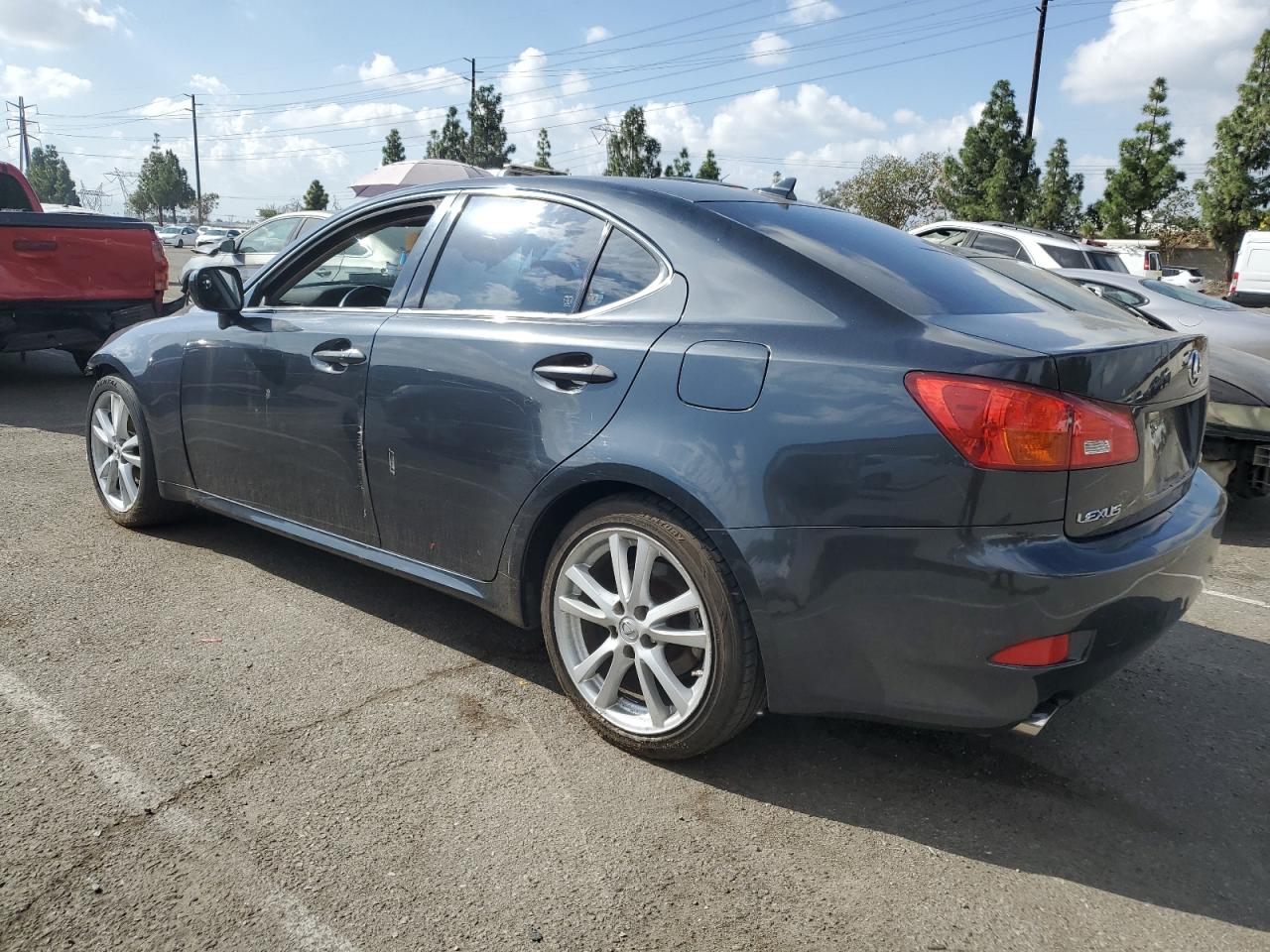 2007 Lexus IS - Image 2