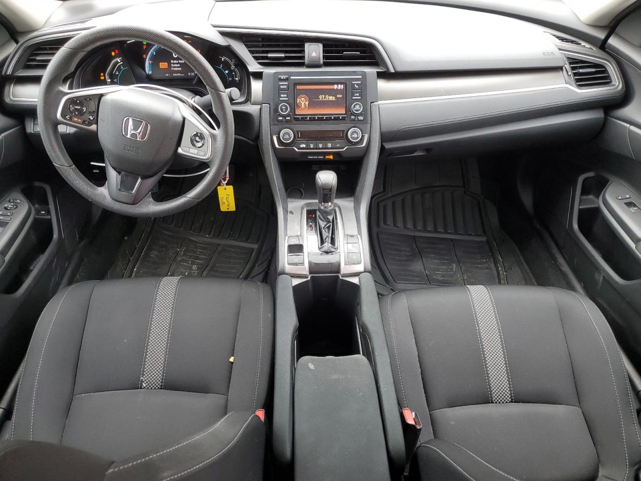 19XFC2F66KE213506 2019 Honda Civic Lx