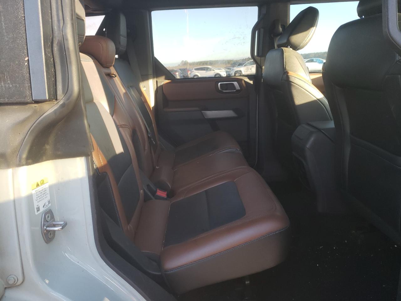 2021 Ford Bronco - Image 11