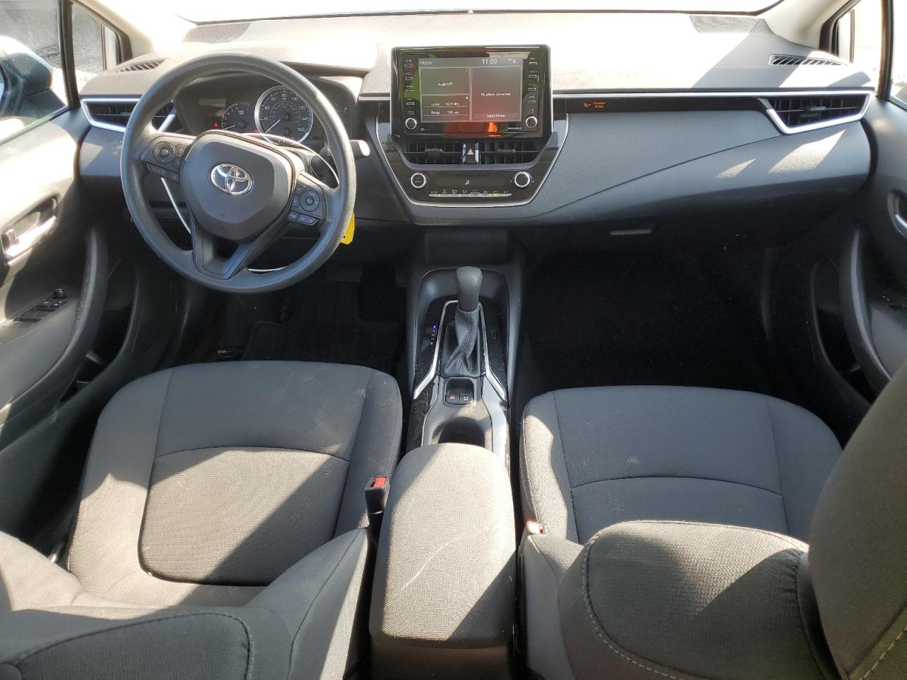 5YFEPMAE9MP169707 2021 Toyota Corolla Le