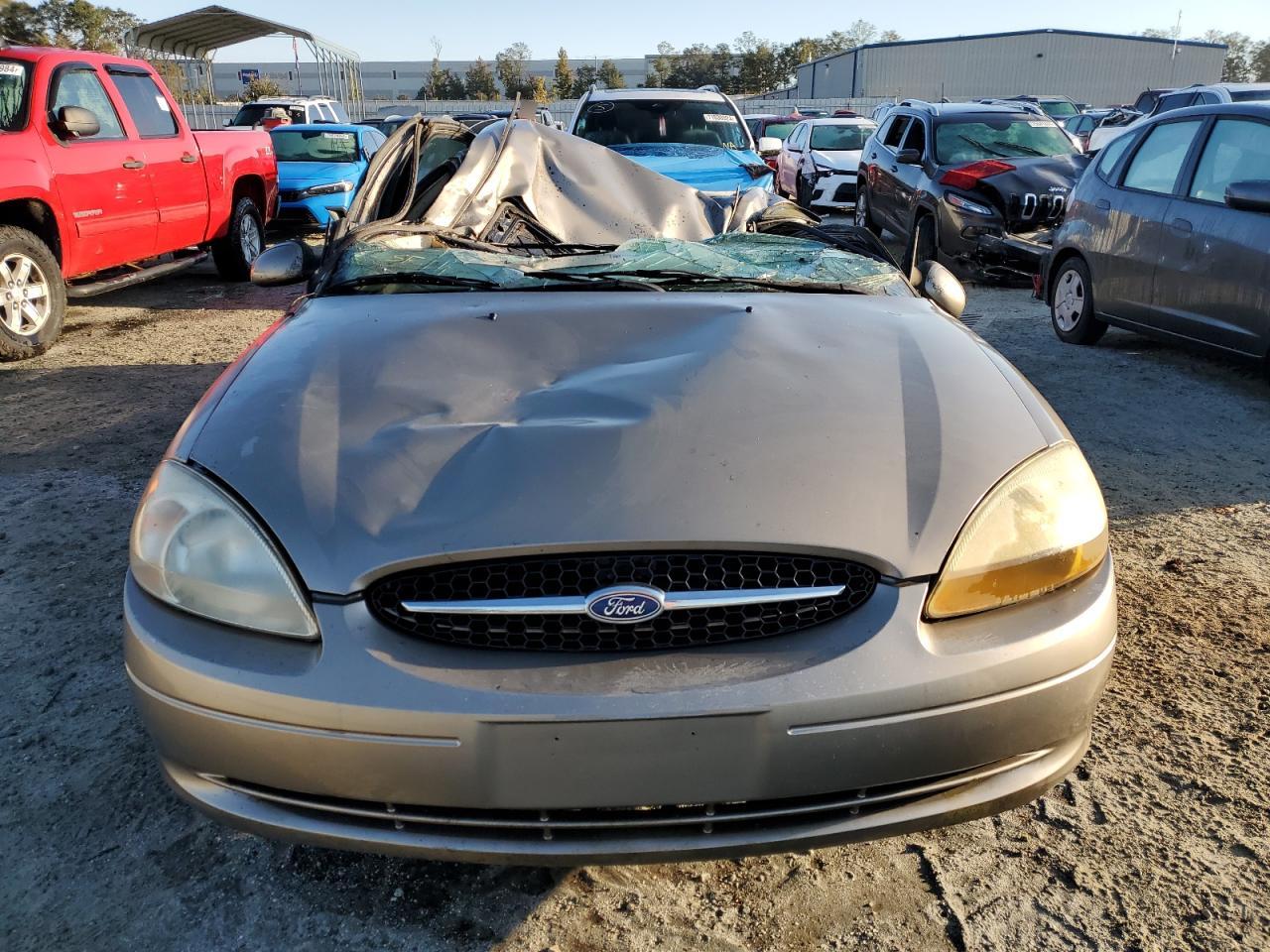2002 Ford Taurus - Image 5