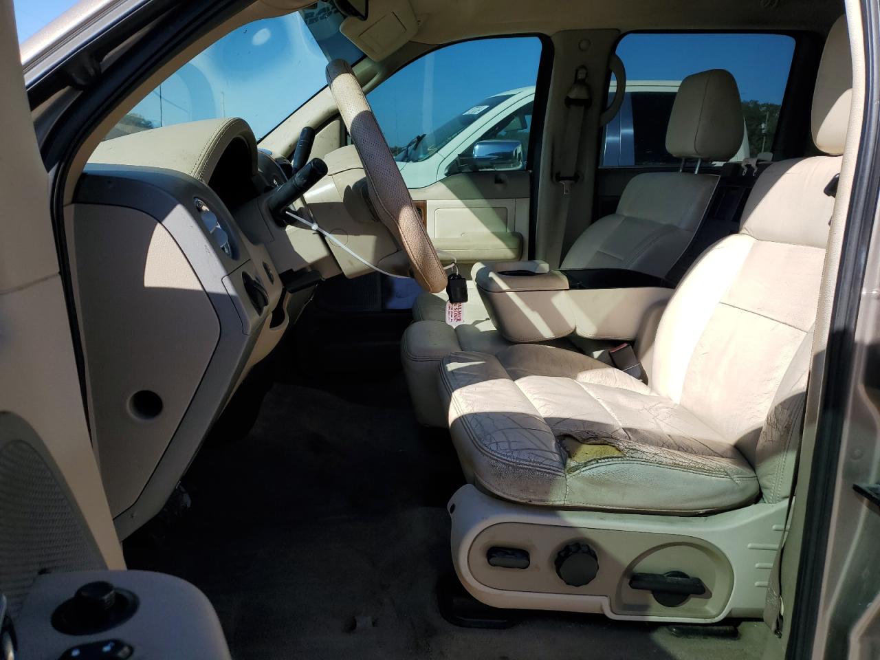 2004 Ford F-150 - Image 7