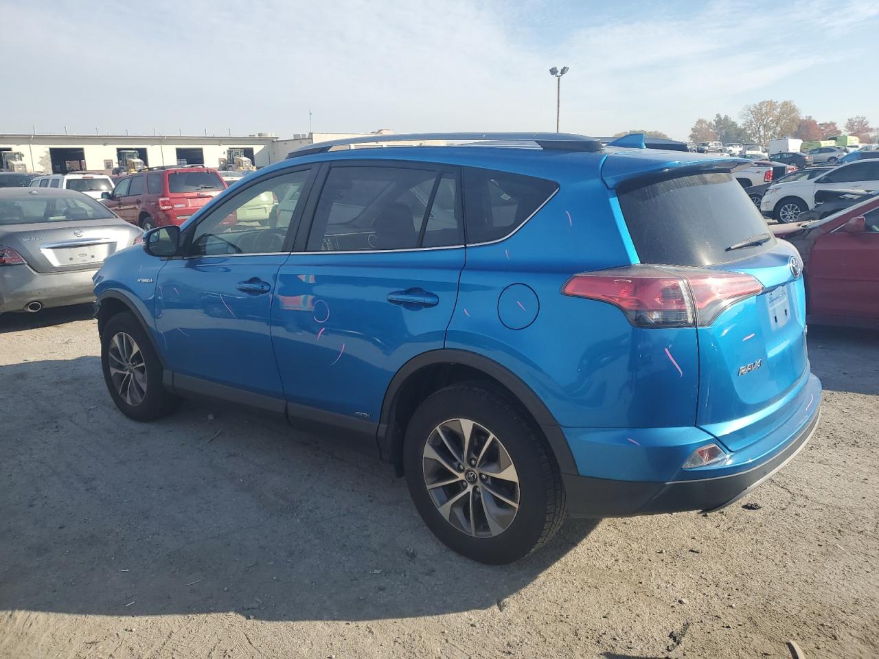 2018 Toyota RAV 4 - Image 2