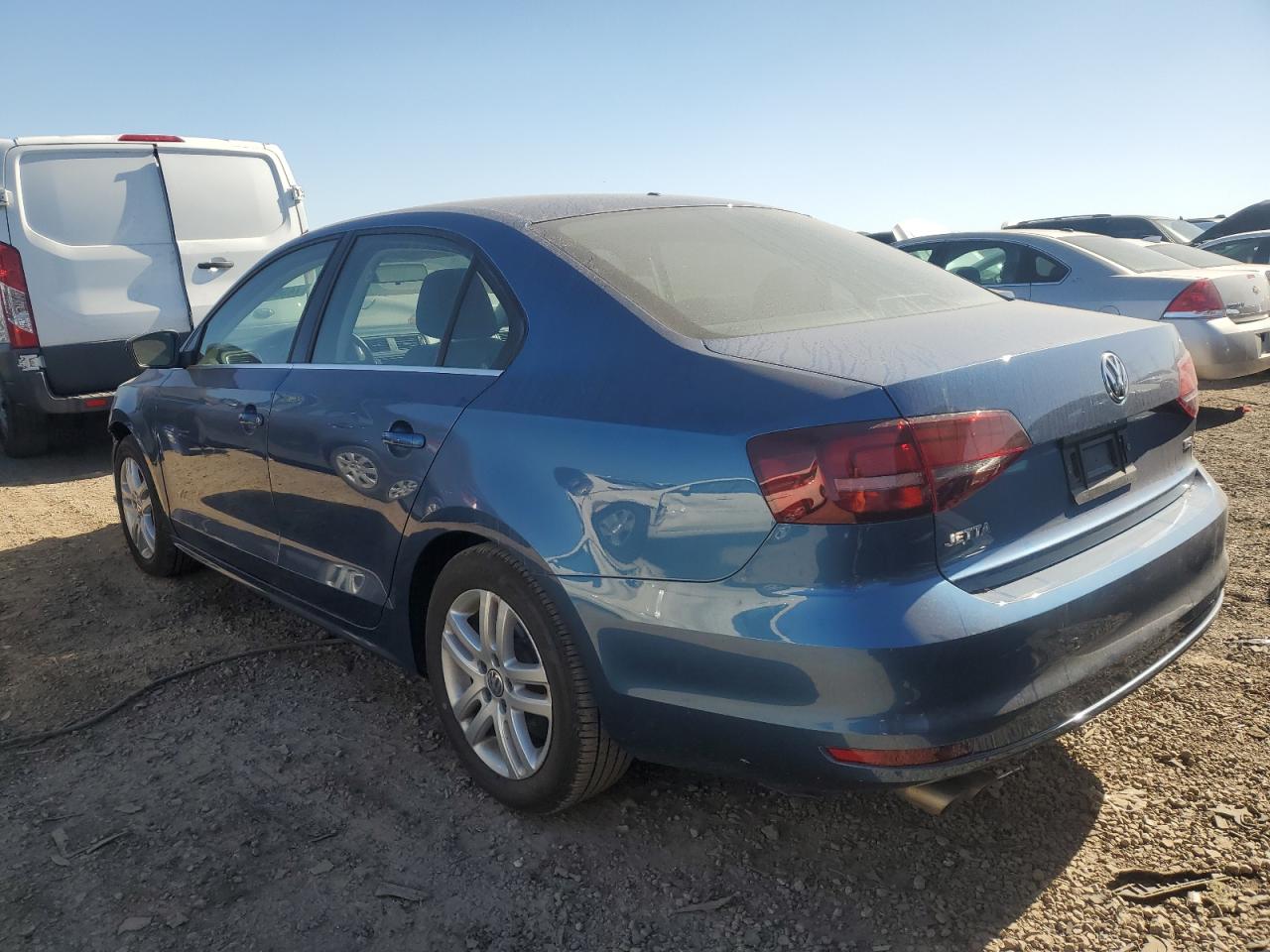 2017 Volkswagen Jetta - Image 2