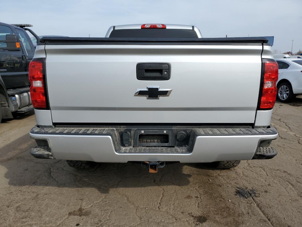 2018 Chevrolet Silverado K1500 Lt VIN: 1GCVKREC6JZ330908 Lot: 78367304