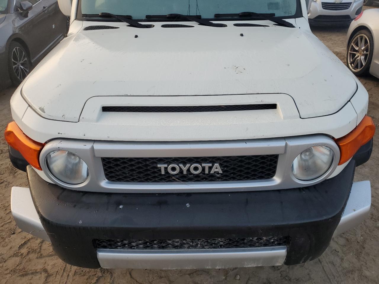 JTEBU4BF6CK136420 2012 Toyota Fj Cruiser