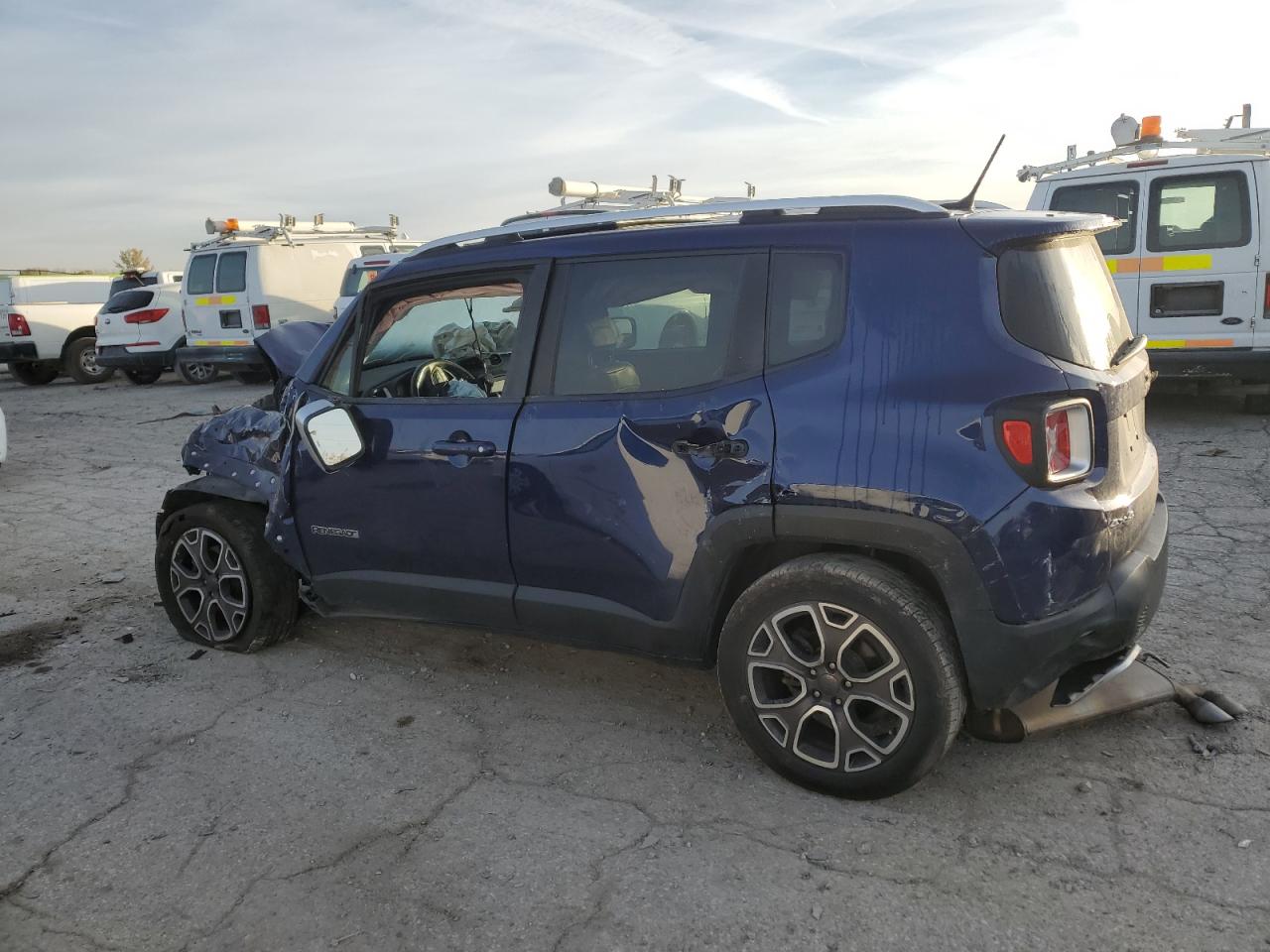 2016 Jeep Renegade - Image 2