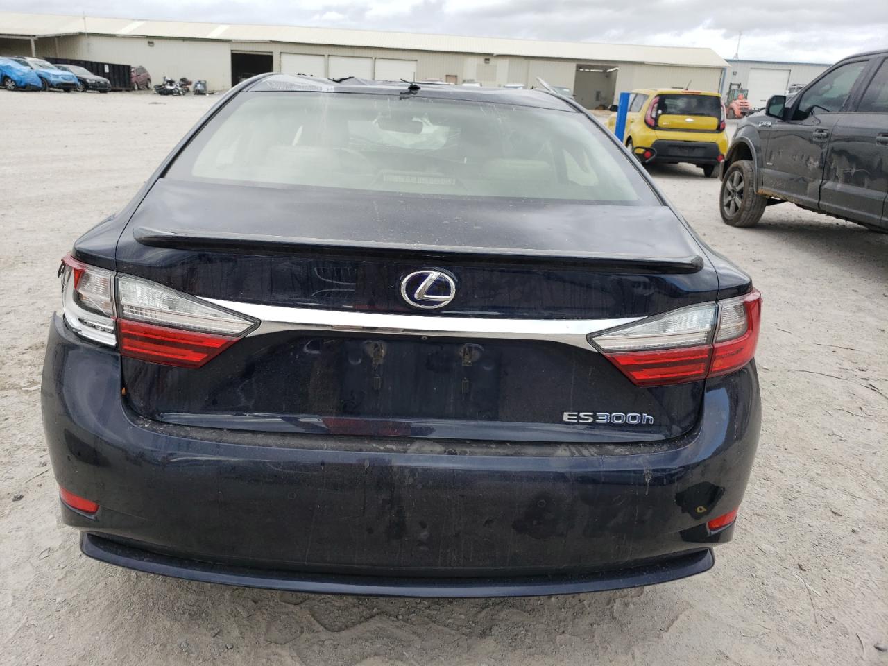 VIN JTHBW1GG7H2150055 2017 LEXUS ES300 no.6