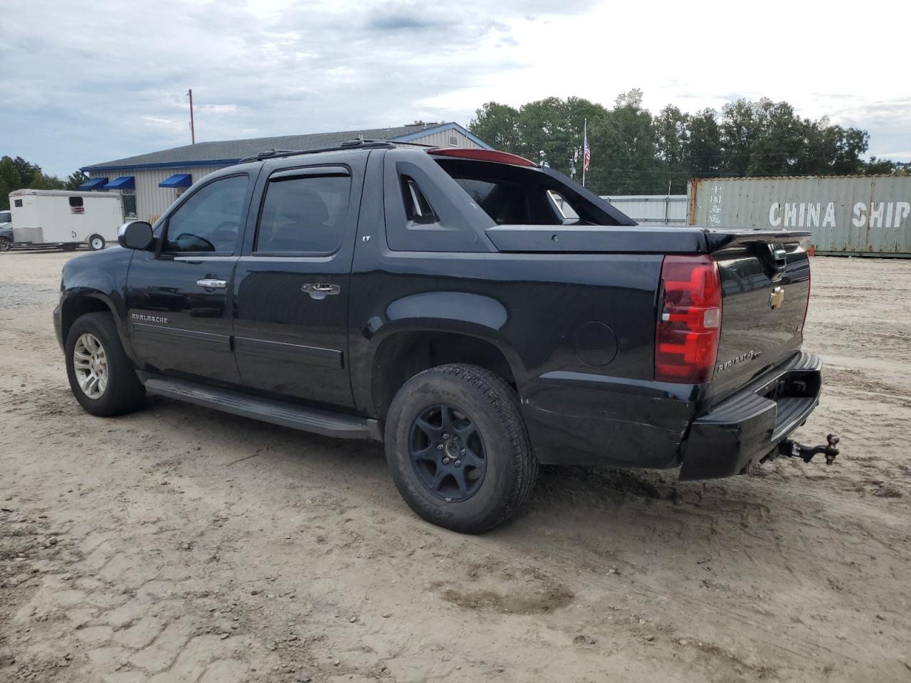 3GNTKFE73CG127476 2012 Chevrolet Avalanche Lt